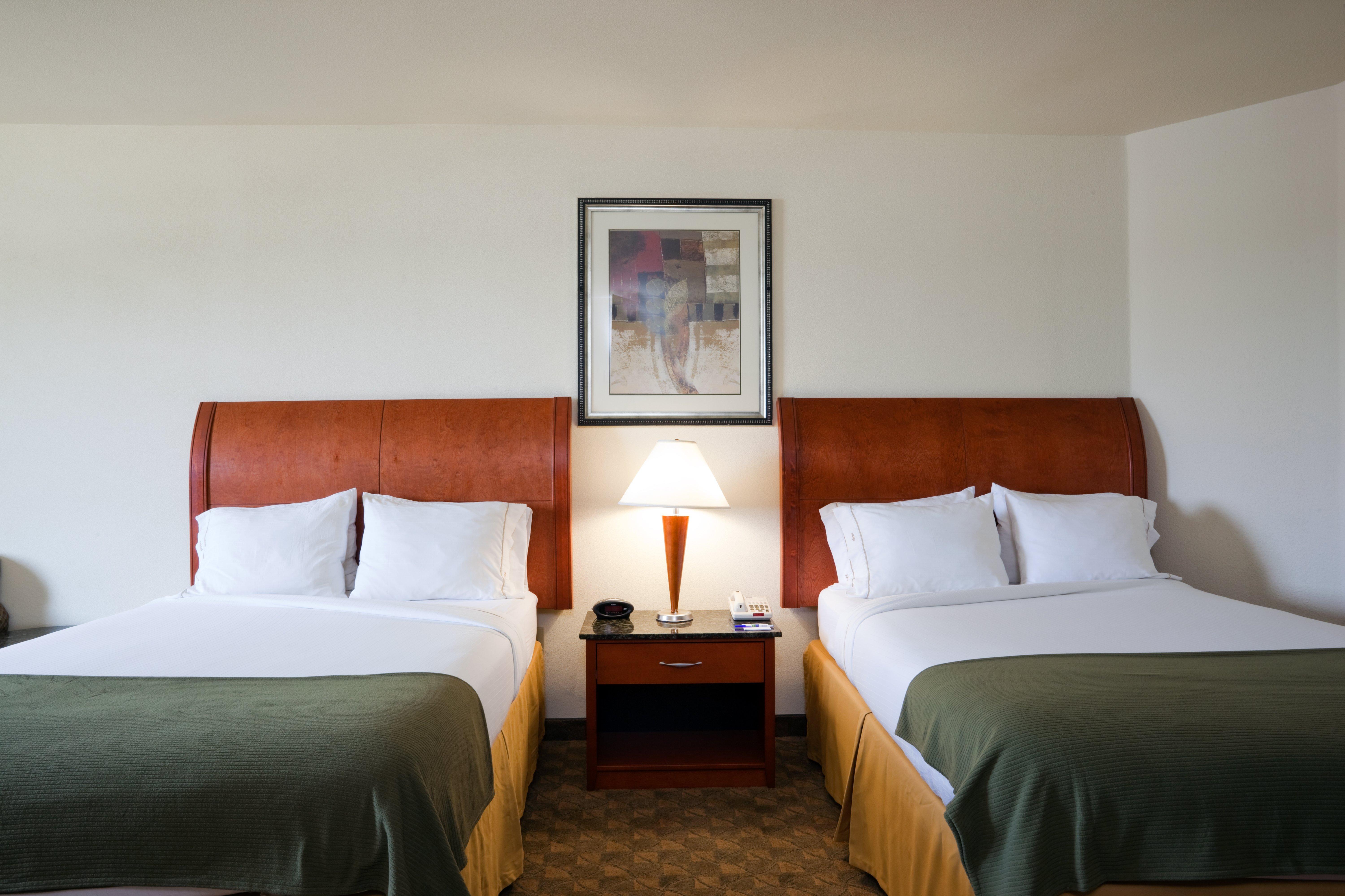 Holiday Inn Express Hotel And Suites Fairfield-North By Ihg Ngoại thất bức ảnh