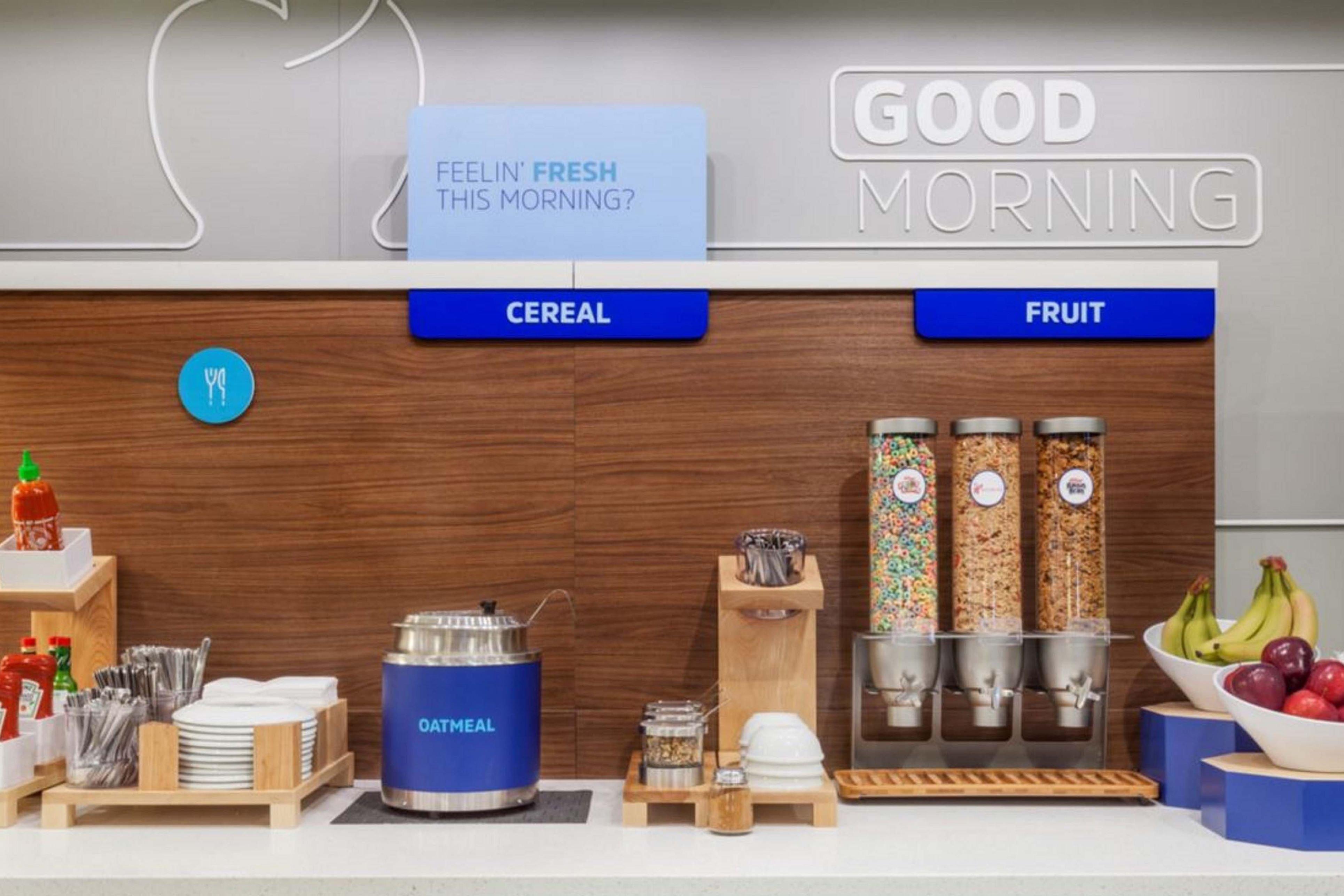 Holiday Inn Express Hotel And Suites Fairfield-North By Ihg Ngoại thất bức ảnh