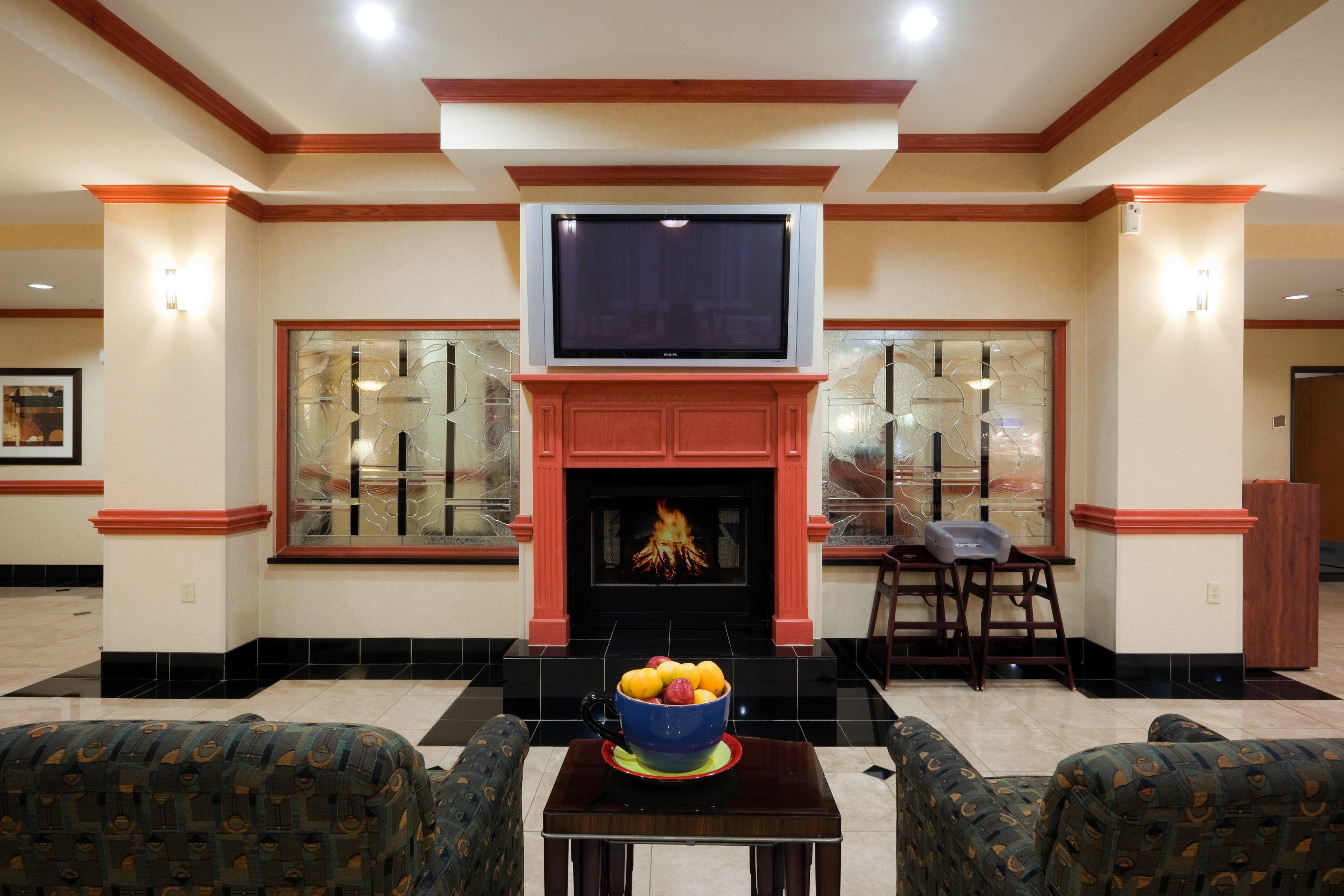Holiday Inn Express Hotel And Suites Fairfield-North By Ihg Ngoại thất bức ảnh