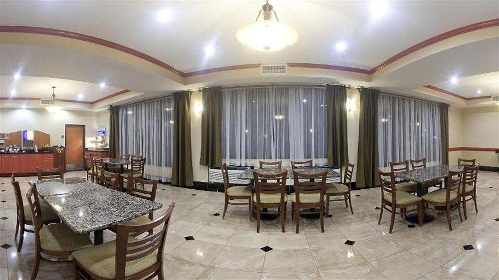 Holiday Inn Express Hotel And Suites Fairfield-North By Ihg Ngoại thất bức ảnh